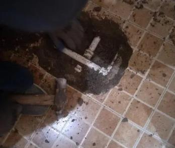 阿尔山卫生间漏水维修公司为您分享下卫生间渗水如何处理及注意事项